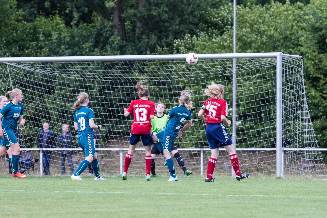 Bild 98 - Bundesliga Aufstiegsspiel B-Juniorinnen VfL Oldesloe - TSG Ahlten : Ergebnis: 0:4